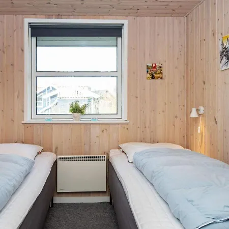 Three-Bedroom Holiday home in Hemmet 36