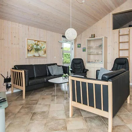 Three-Bedroom Holiday home in Hemmet 36 * Hemmet